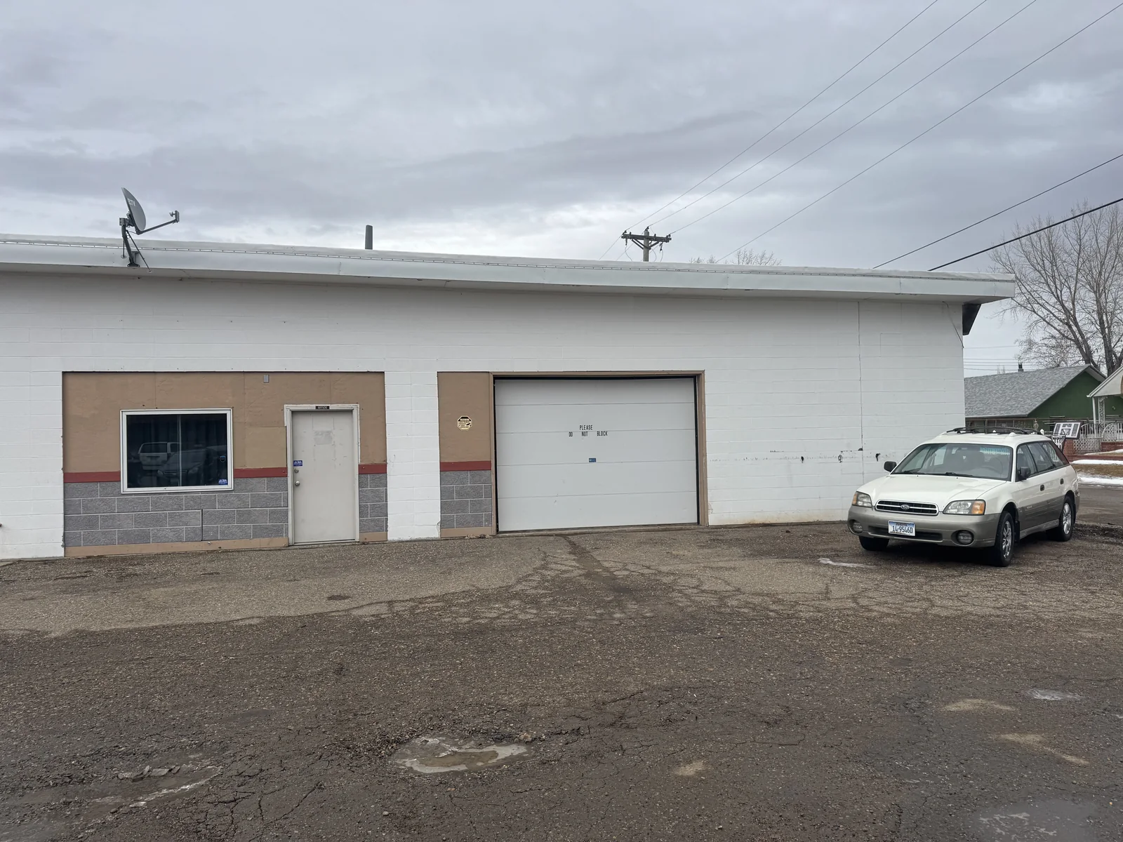 Flawless Auto Spa shop exterior at 670 N Stacy Ave in Miles City, Montana.